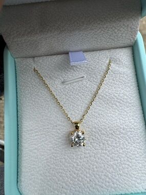 1 CT Round Moissanite S925 Gold Pendant